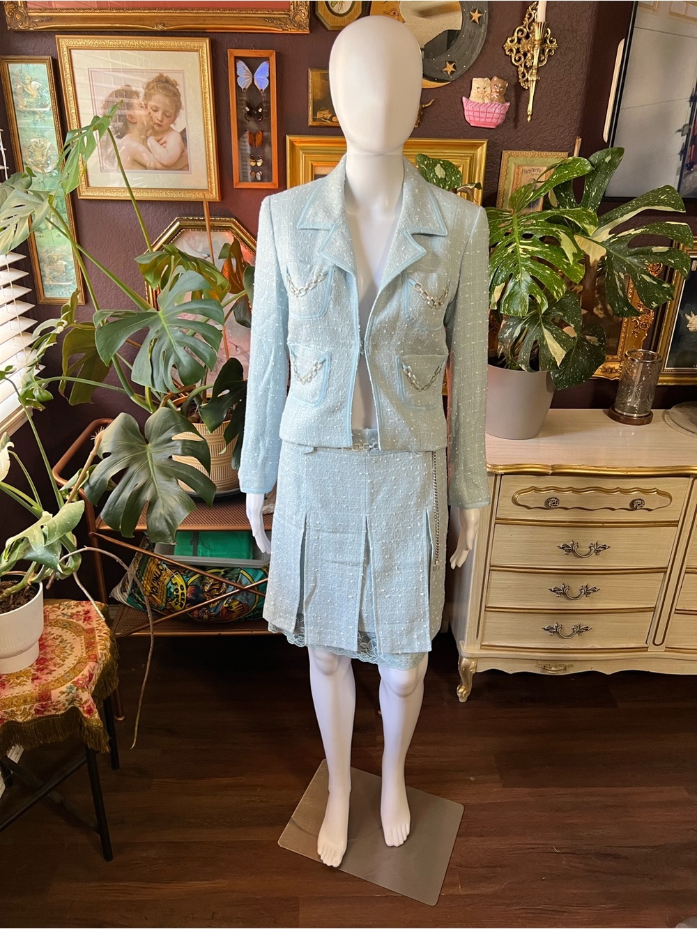 Vintage Alberto Makali Light Blue Tweed Skirt Set with Chain Accents Size 4